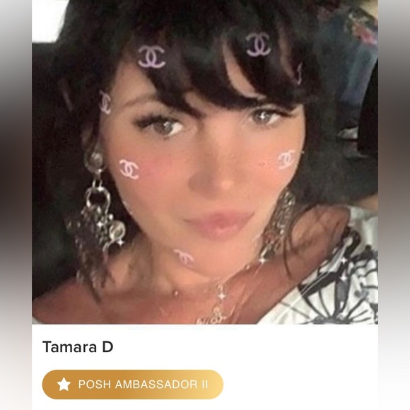 Posh Ambassador, Tamara - Picture 3 of 4